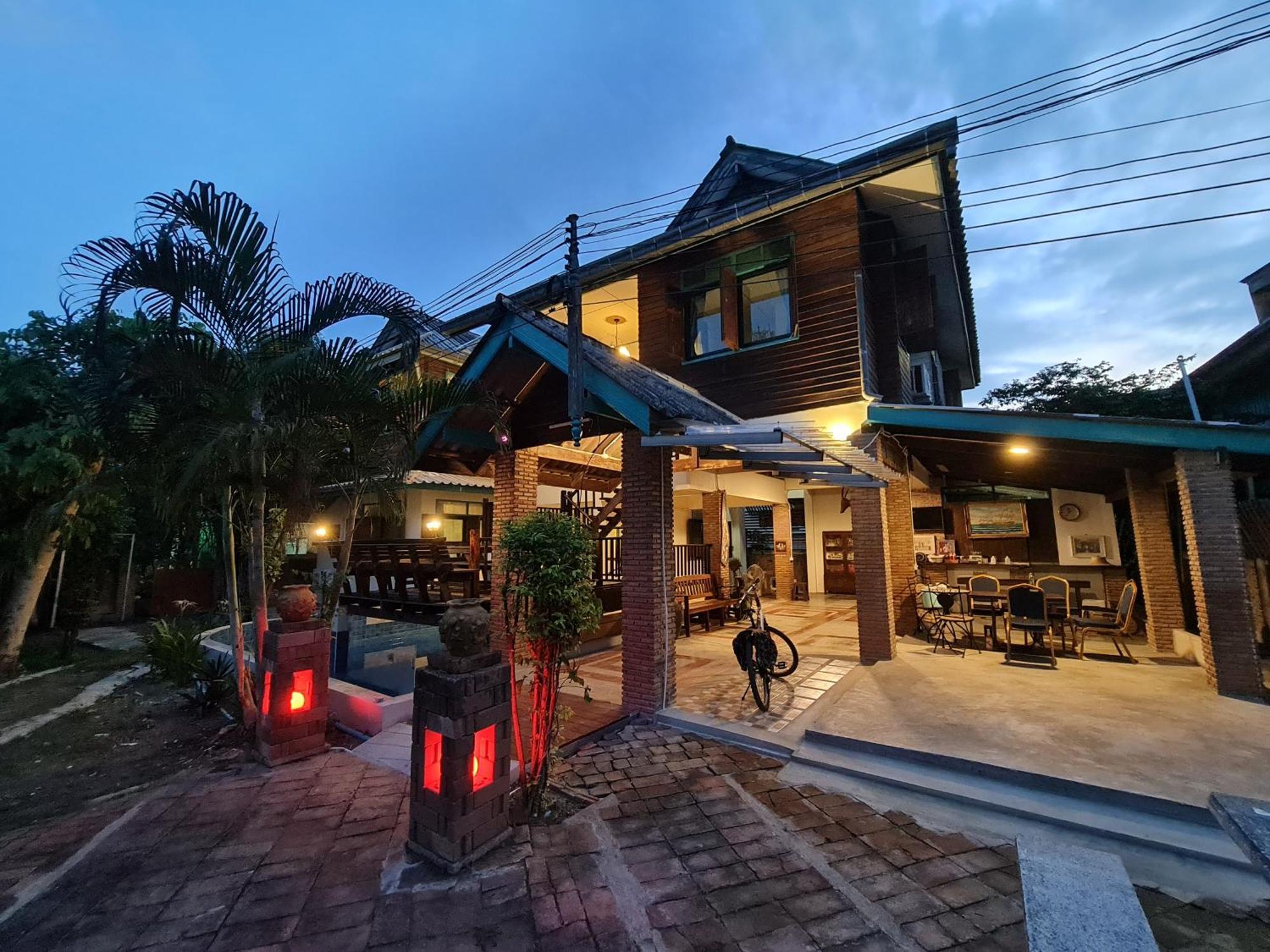 شقة Tepbunthomhouse Ayutthaya المظهر الخارجي الصورة
